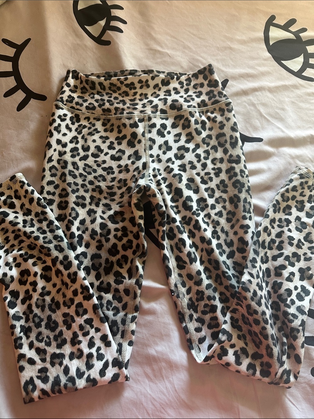 Leopard Print Leggings - Cream and Black